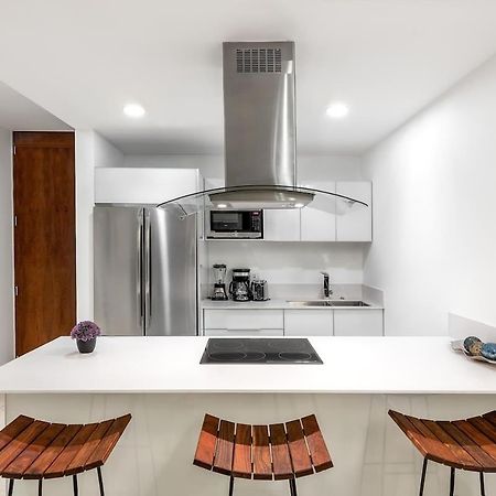 Trendy 1 Bedroom Apartment In Cruz Con Mar Brand New Building Playa del Carmen Eksteriør billede